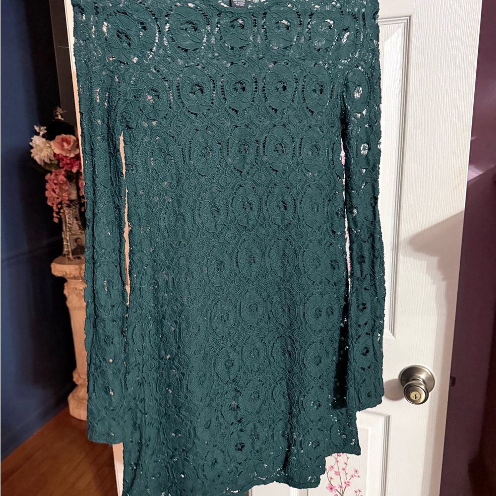 Elegant Green Lace Dress